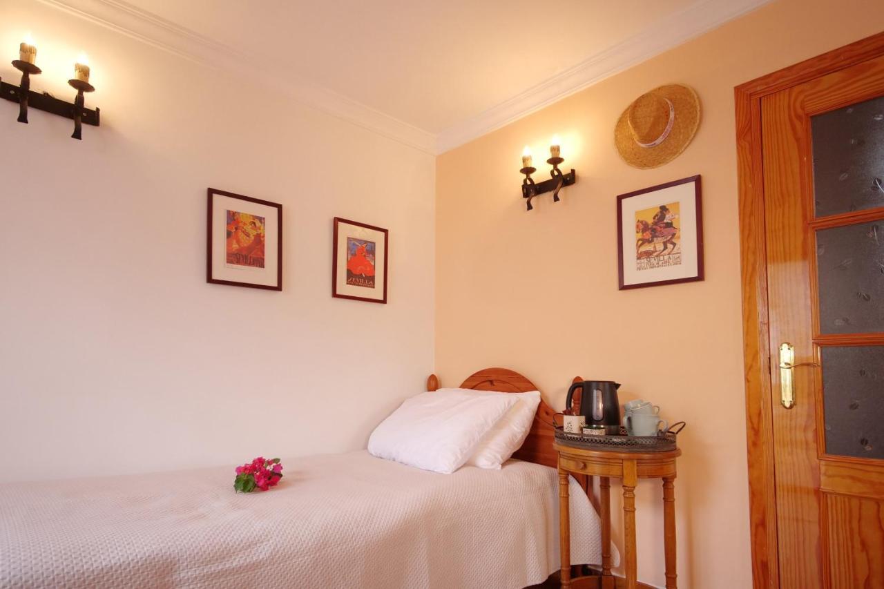 Casa Estrella de Salia Bed and Breakfast Alcaucín Exterior foto